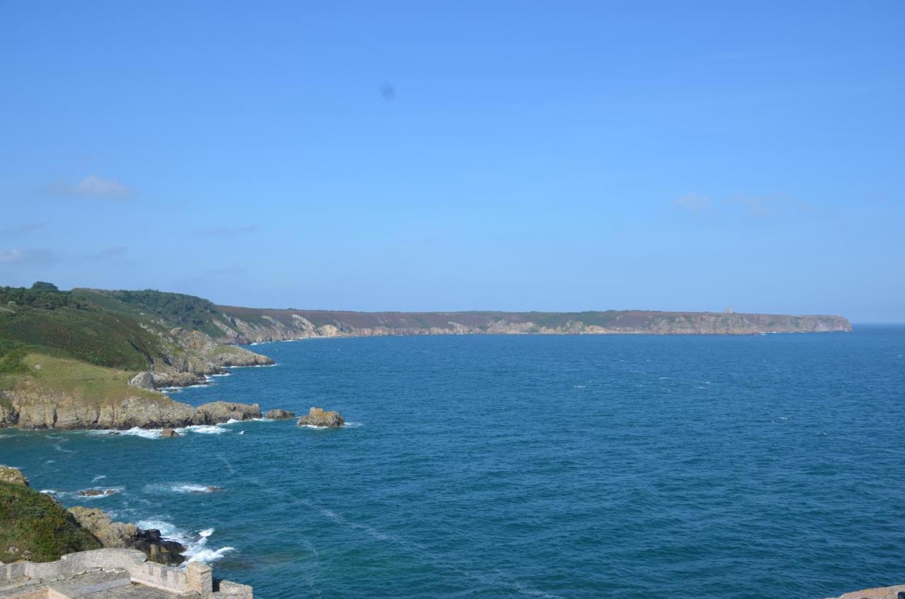 Bleu Outremer Saint-Cast-le-Guildo Buitenkant foto