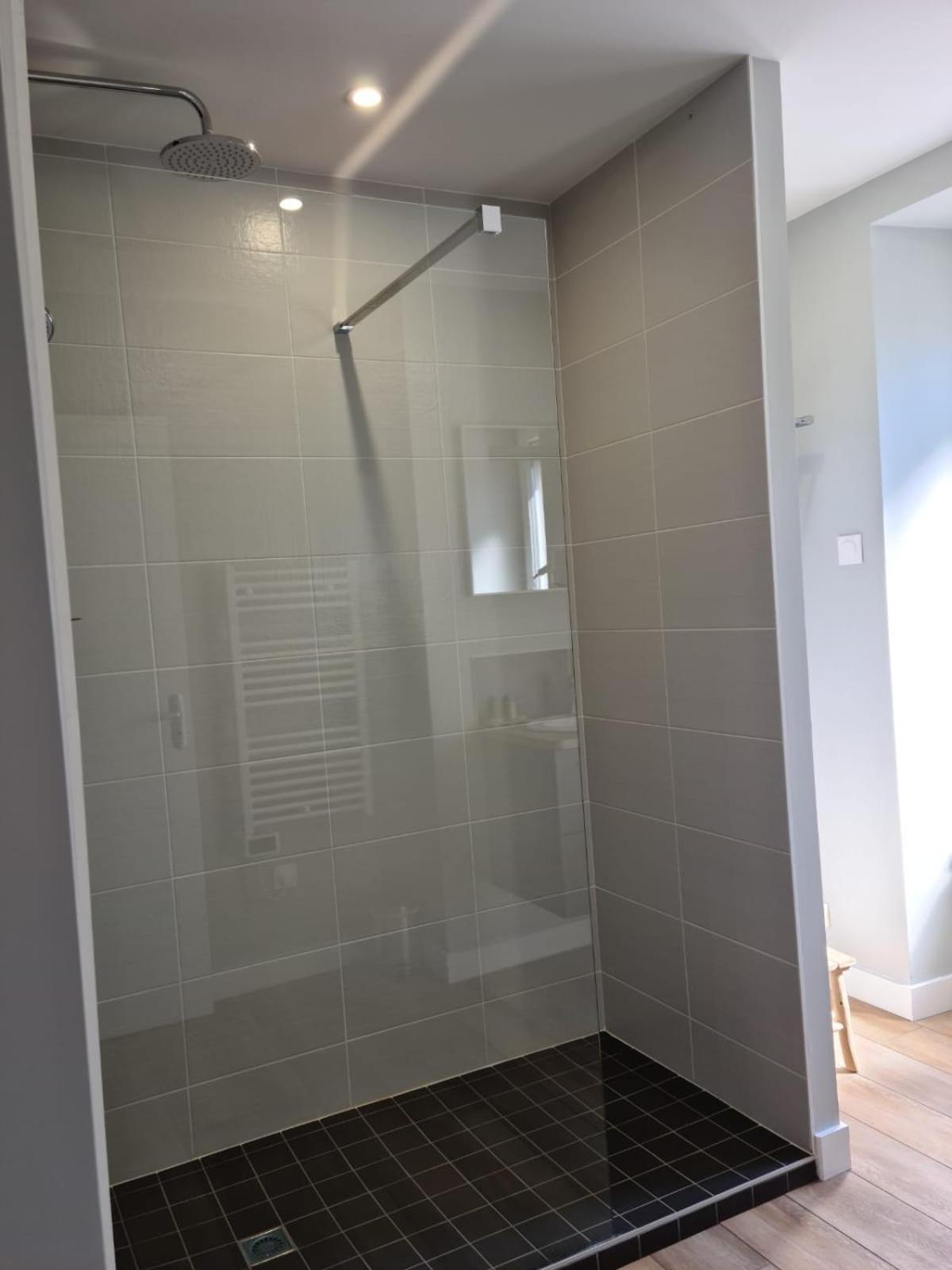 Bleu Outremer Saint-Cast-le-Guildo Kamer foto